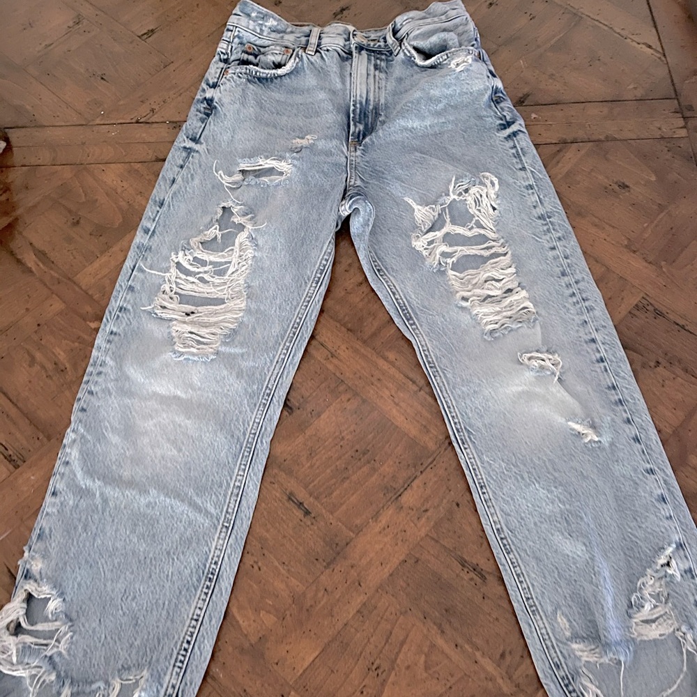 Zara distressed jeans! Lightly worn.